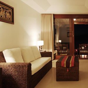 One-Bedroom Suite Beach Front